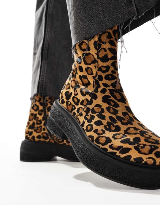 ASOS DESIGN Achieve flat leather boots in leopard - Image 3