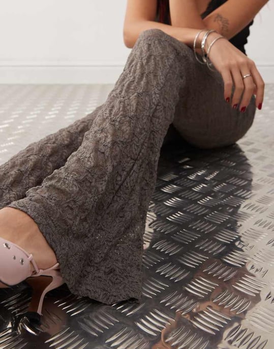 Noisy May flare lace trouser in grey - CHARCOAL - Image 2