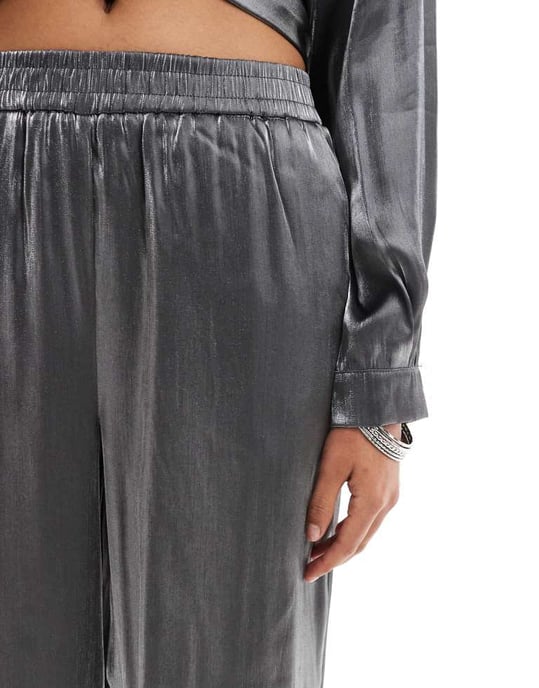 Pieces pull on trouser co-ord in metallic grey - Image 4