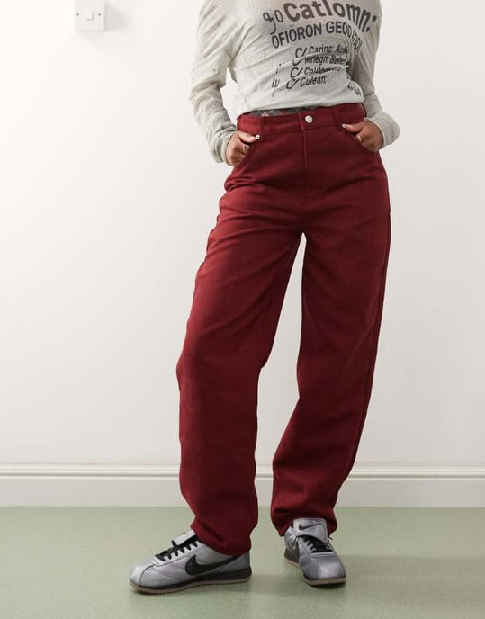 Reclaimed Vintage faux suede straight leg trousers in burgundy - Image 2