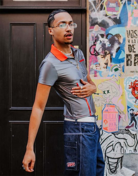 Labelrail x OliBrom fitted quarter zip polo top with contrast collar in grey metallic - Image 2