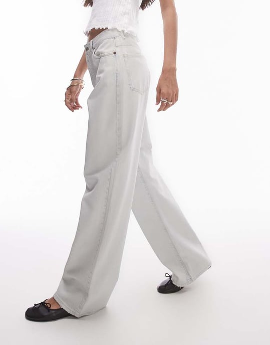 Topshop mid rise loose fit white coated jean in bleach - Image 2