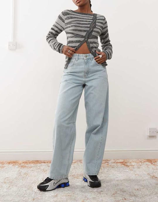 COLLUSION mid rise tapered jeans in mid wash - MBLUE - Image 1
