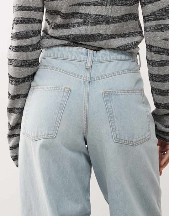 COLLUSION mid rise tapered jeans in mid wash - MBLUE - Image 4