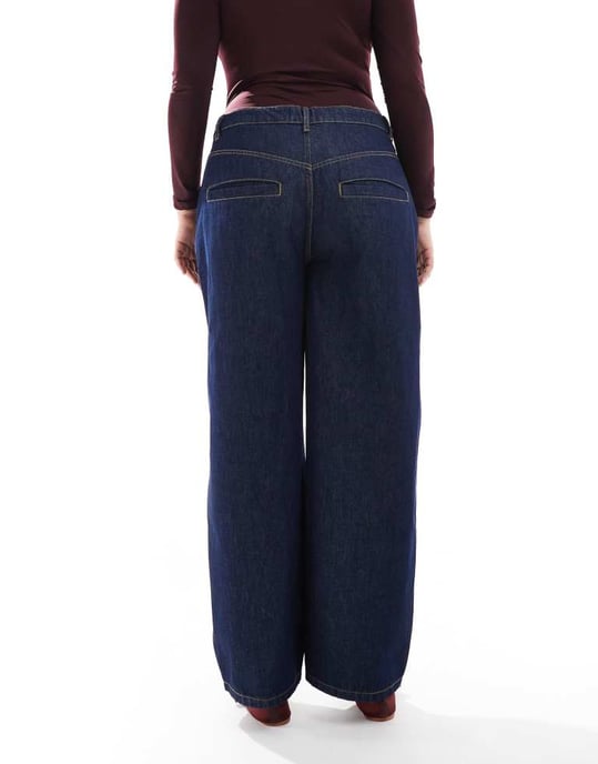 ASOS DESIGN Curve tailored barrel jeans in rinse wash - Image 2