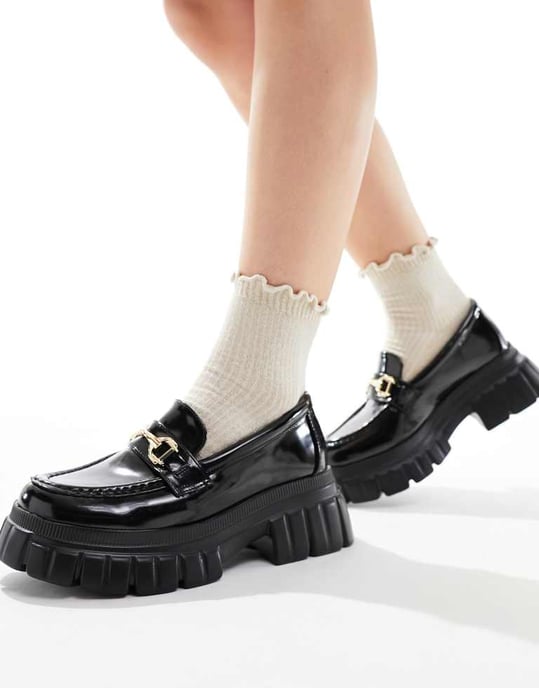 ASOS DESIGN Vid Passform Magnus tjocka loafers i svart lack - Image 4