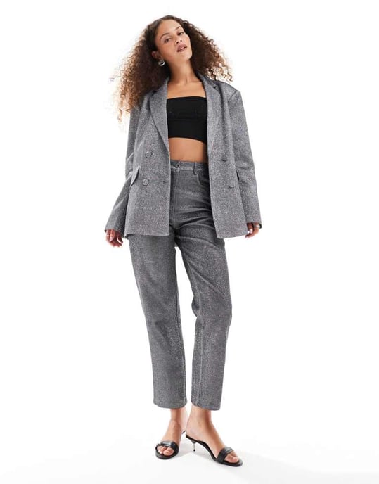 Amy Lynn metallic box blazer in silver co-ord - Image 3