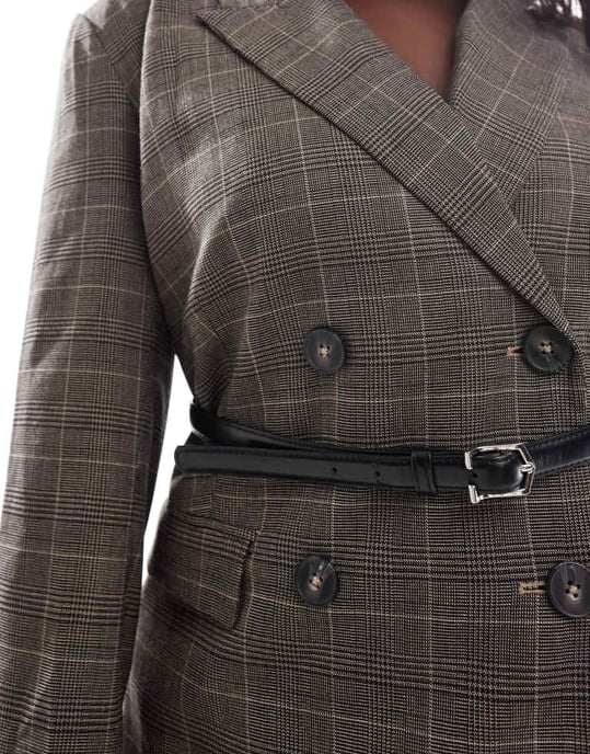 ASOS DESIGN Curve check blazer with faux leather belt - Image 4