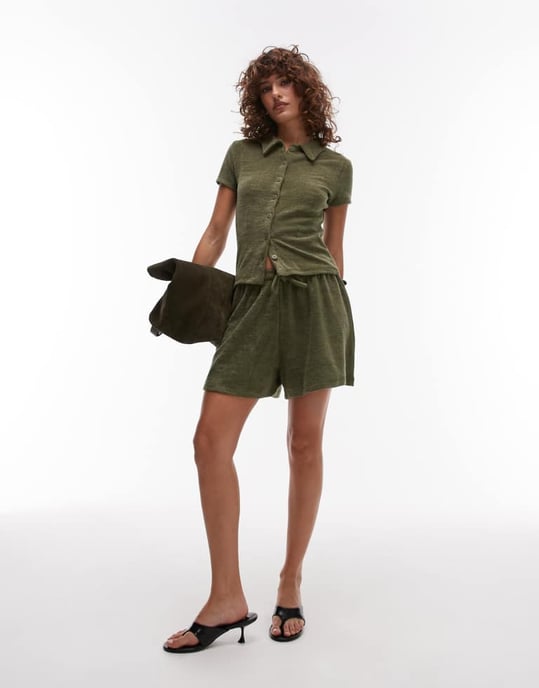 Topshop frottéknappad skjorta i khaki - Image 2