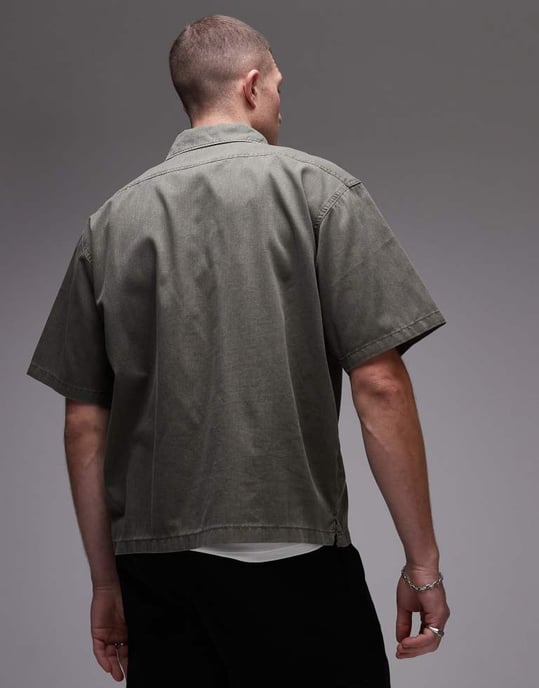 Dickies Unionville boxy fit arbets skjorta i khaki grön - Image 3