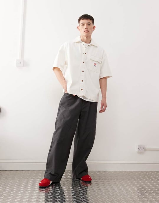 Wrangler Casey Jones arbetskläder kortärmad lös twill overshirt i ecru - Image 2