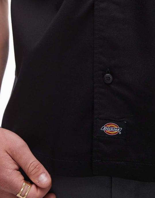 Dickies Unionville boxy fit arbets skjorta i svart - Image 2