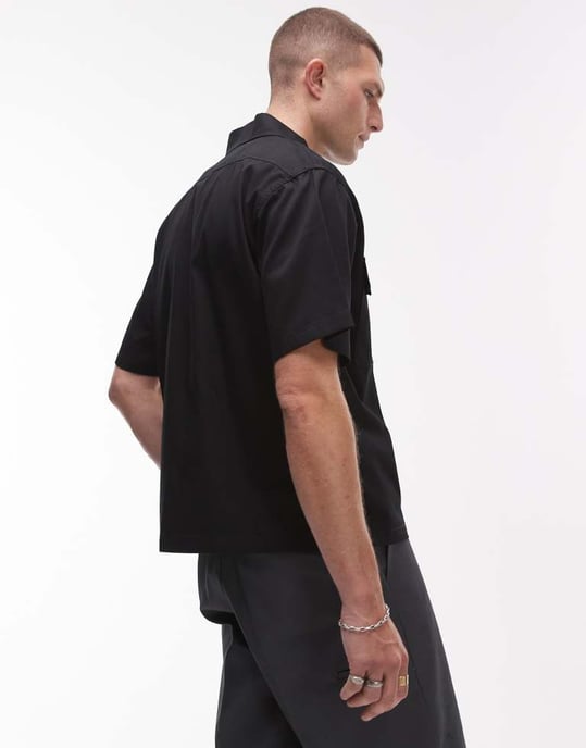 Dickies Unionville boxy fit arbets skjorta i svart - Image 4