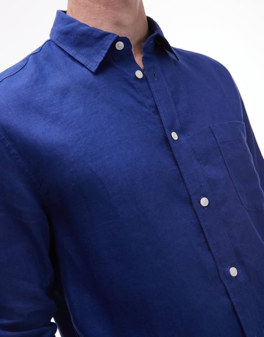 ARKET regular fit linne skjorta i kungligt blå - Image 2