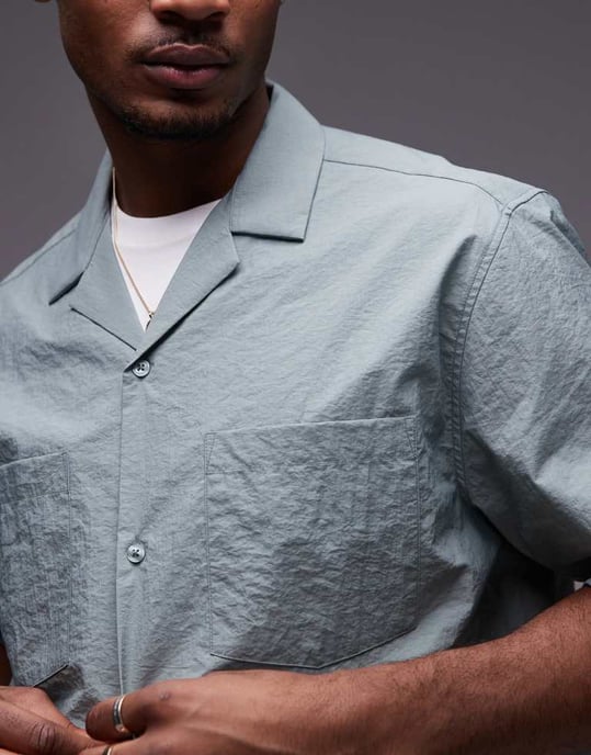 Topman short sleeve cropped boxy fit technical shirt in green - Image 4