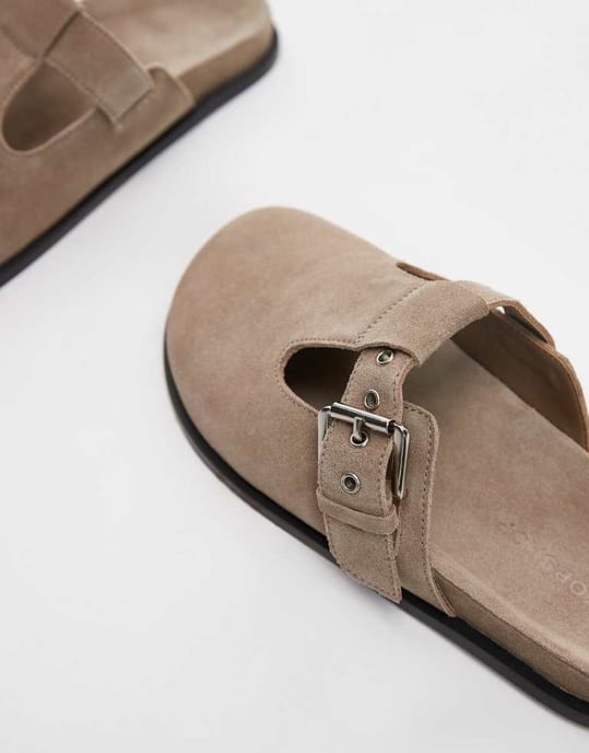 Topshop Annie äkta läder spänne träskor i taupe mocka - Image 3