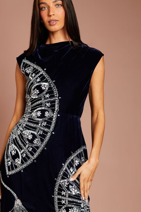 Sleeveless V Back Velvet Embellished Midi Dress - Image 2