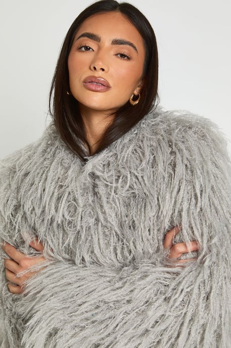 Shaggy Faux Fur Jacket - Image 4
