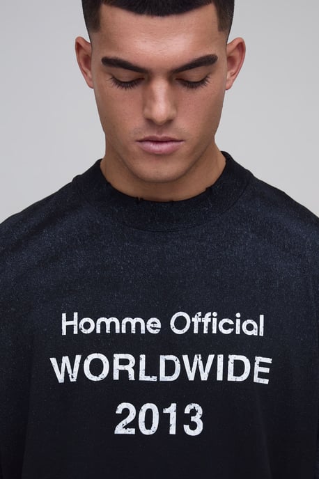 Black Oversized Homme Official Print Spray Wash T-Shirt - Image 3