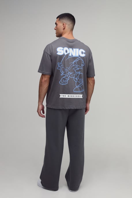 Oversized Sonic Graphic License Print T-Shirt - Image 3