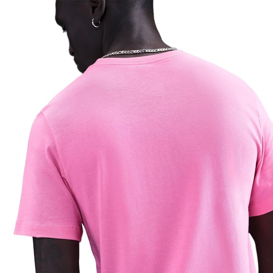 Men's Nike Sportswear Club T-Shirt in Playful Pink - Image 2