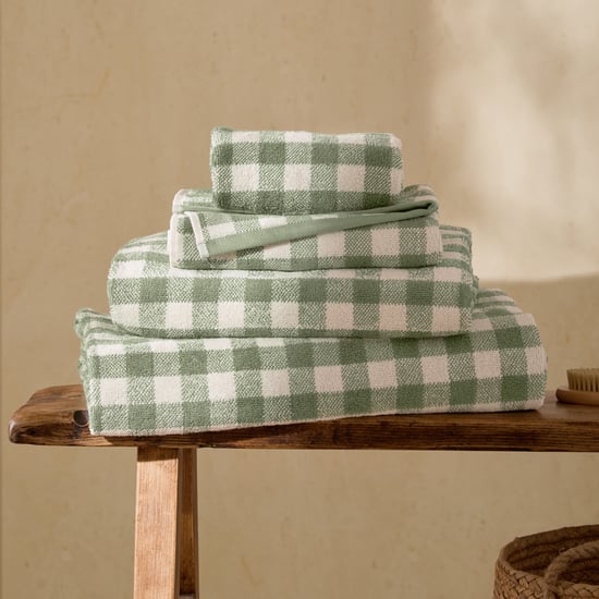 Yard Barton Gingham Check Extra Large Bath Sheet, Forest Green - Image 1