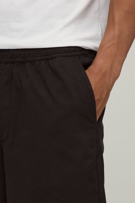 Essential Relaxed Fit Elasticated Waist Chino - Image 3