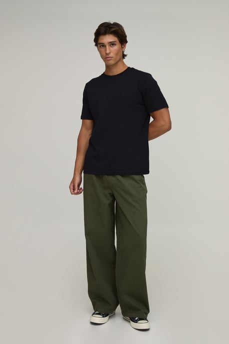 Essential Relaxed Fit Elasticated Waist Chino - Image 4