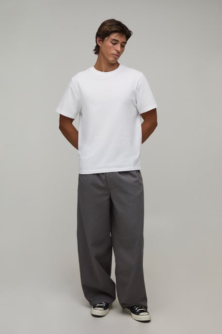 Essential Relaxed Fit Elasticated Waist Chino - Image 4