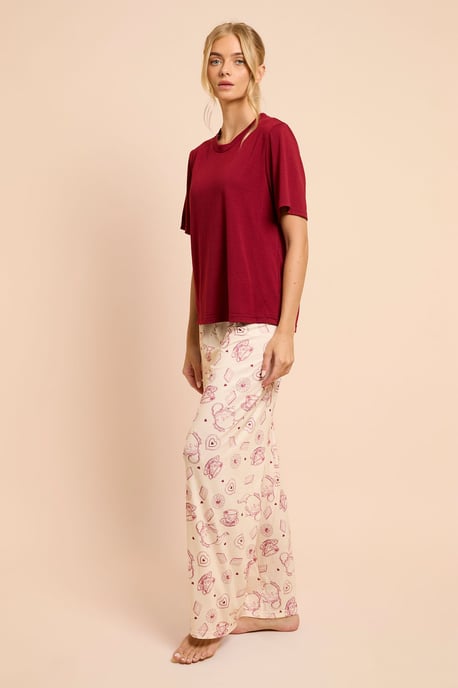 Graphic Tee and Trousers PJ Set - Image 2