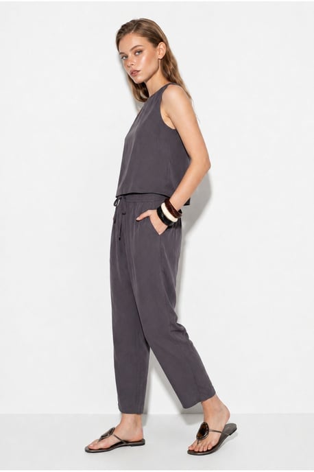 Sleeveless Crew Neck Blouse and Carrof Fıt Pants Set - Image 3