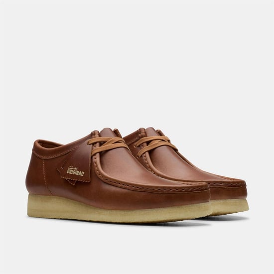 Men's Clarks Wallabee Moc Toe Lace Up Boat Shoes in Tan Leather - Image 4