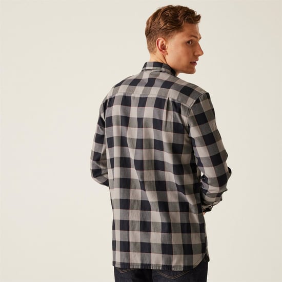 Men's Regatta Lance in Blk/DkGrBlCh - Image 2