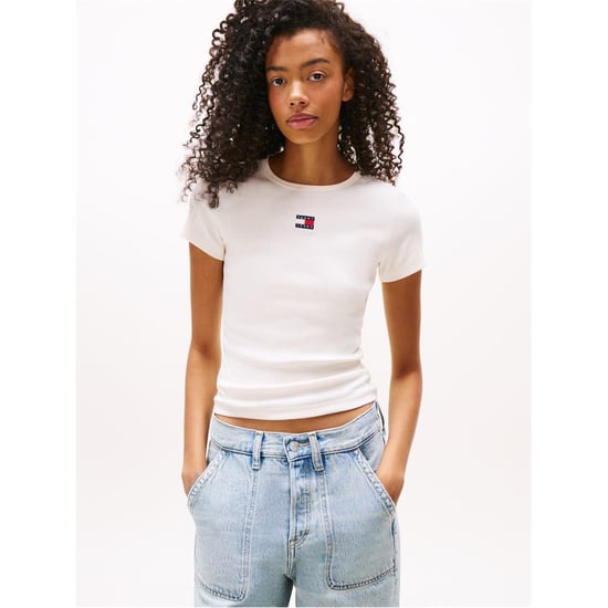 Tommy Jeans Dames-T-shirt met badge, geribd, normale pasvorm (Antiek Wit) - Image 2