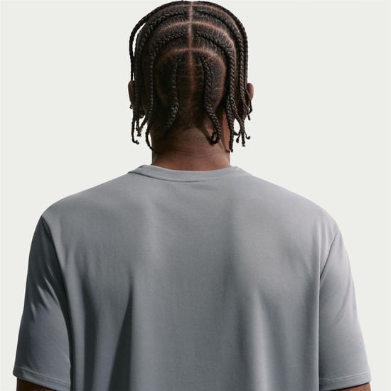 Nike Mens Miler Swoosh Reflective Detail T-Shirt (Smoke Grey) - Image 2