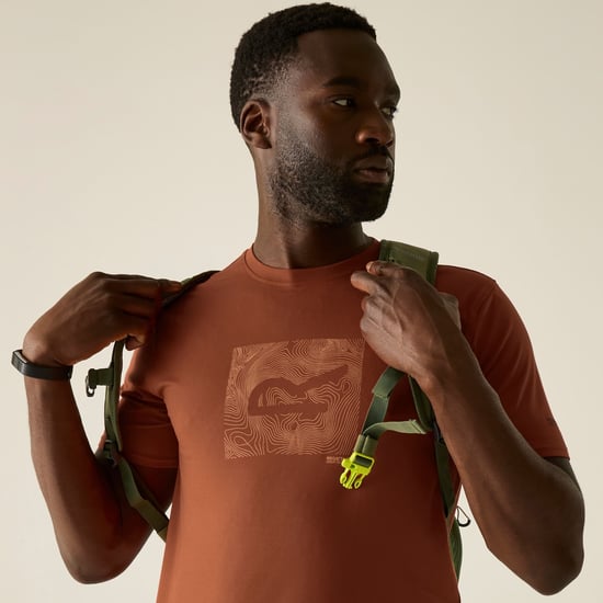 Regatta Mens Fingal Abstract Stretch Logo T-Shirt (Rooibos Tea) - Image 6