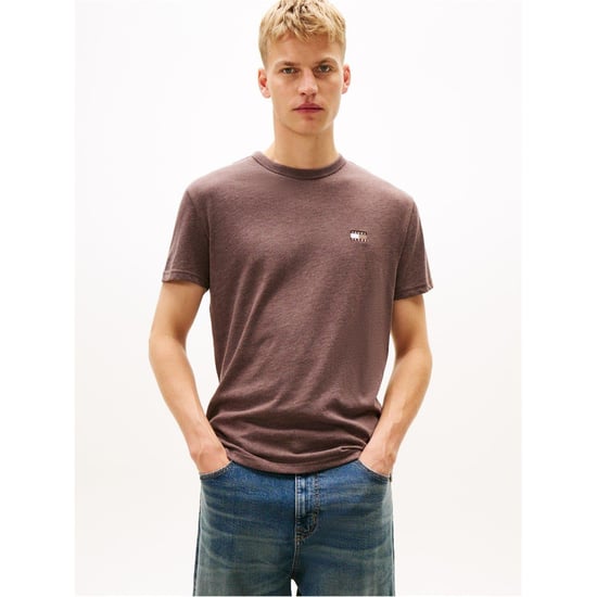 Tommy Jeans Heren Tonaal Badge T-shirt (Walnoot) - Image 2
