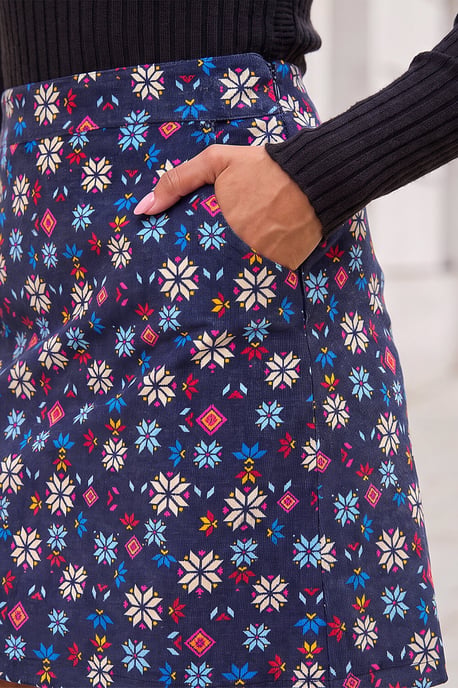 Geometric Star Print Corduroy Skirt - Image 4