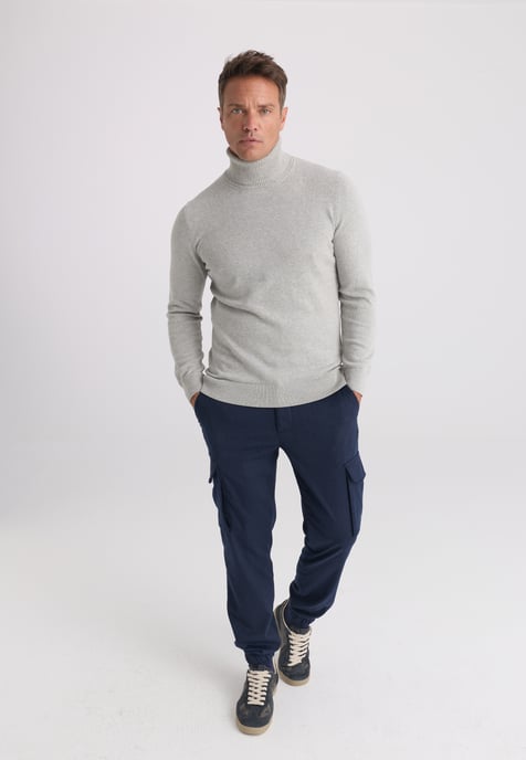 Pullover Turtleneck Pullover - Image 2