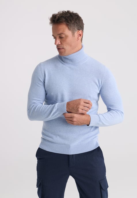 Pullover Turtleneck Pullover - Image 3