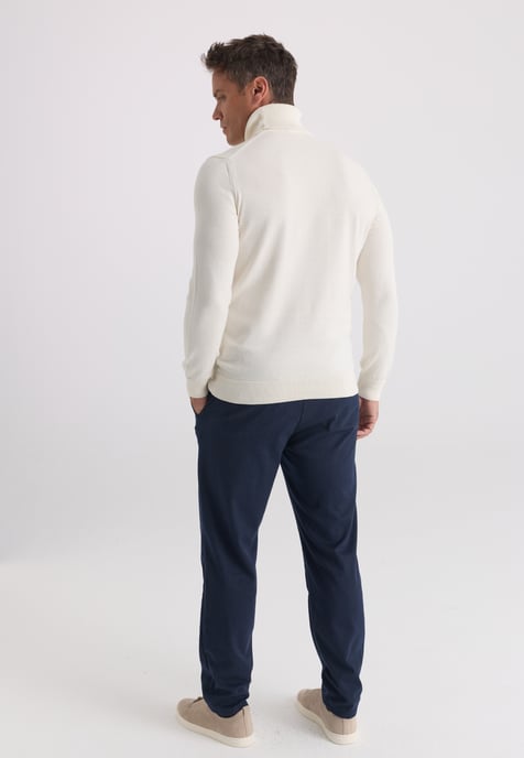 Pullover Turtleneck Pullover - Image 3
