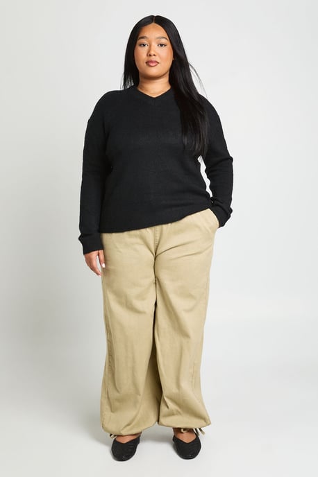 Plus Knitted V Neck Jumper - Image 4