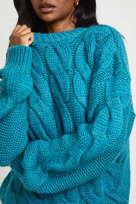 Cable Knit Oversized Jumper - Image 4