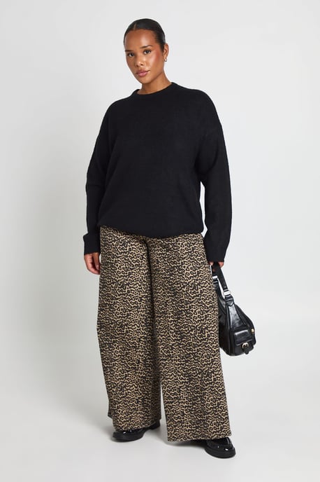 Plus Knitted Crew Neck Jumper - Image 2
