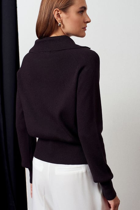 Women's Acrylic Wool Blend Sweater - Image 2