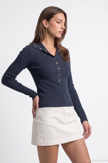 Women's Sweater - Image 3