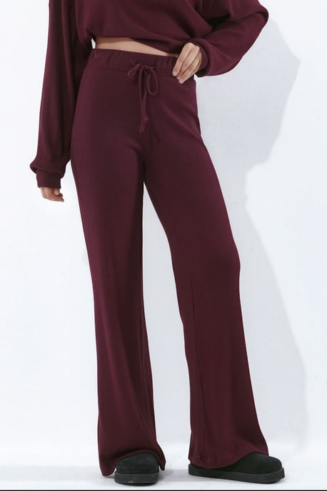 Women's Elastic Waist Straight Pants - Image 1