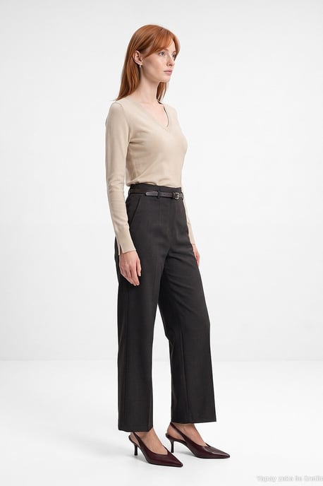 Women's V-Neck Knit Sweater With Side Slit - Image 4