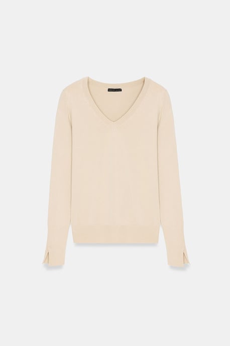 Women's V-Neck Knit Sweater With Side Slit - Image 5