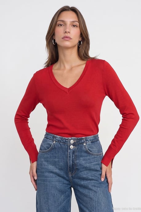 Women's V-Neck Knit Sweater With Side Slit - Image 3